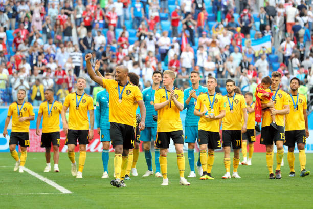 予高度关注 予高度关注