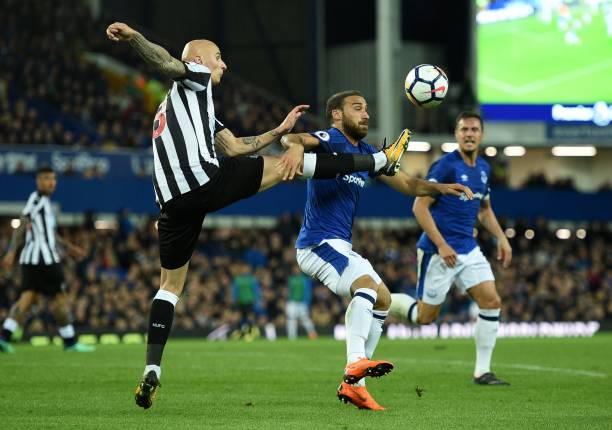 得非常不适 得非常不适