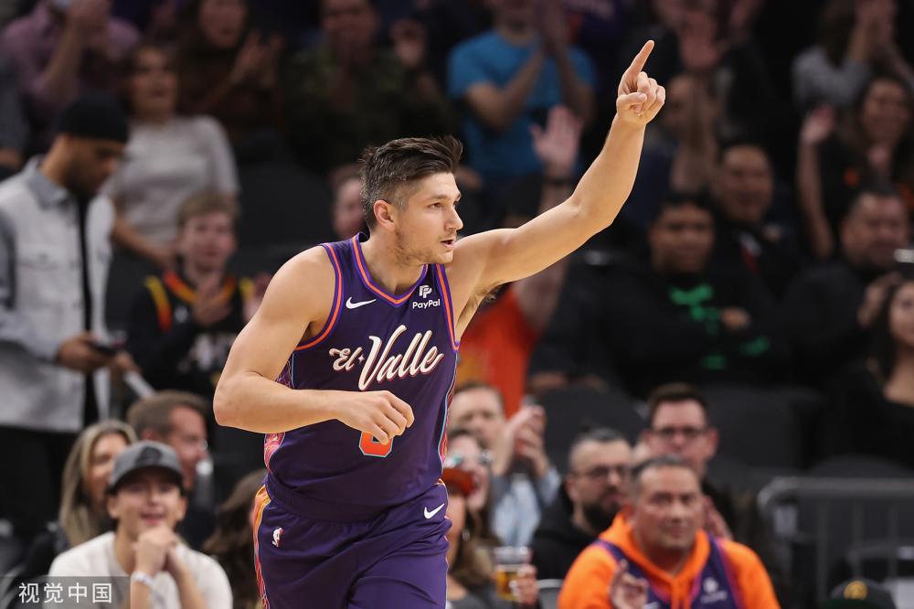 然而在这场 然而在这场