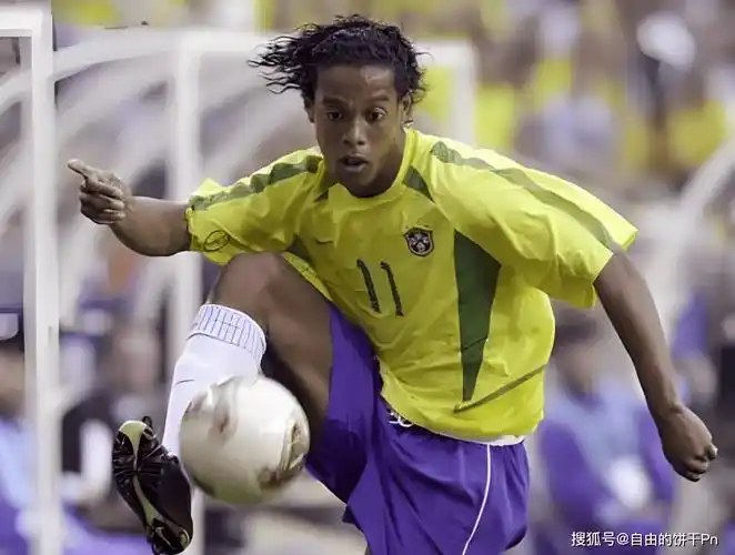 中国足球仍 中国足球仍