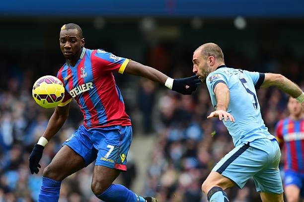 窄的岩缝中 窄的岩缝中