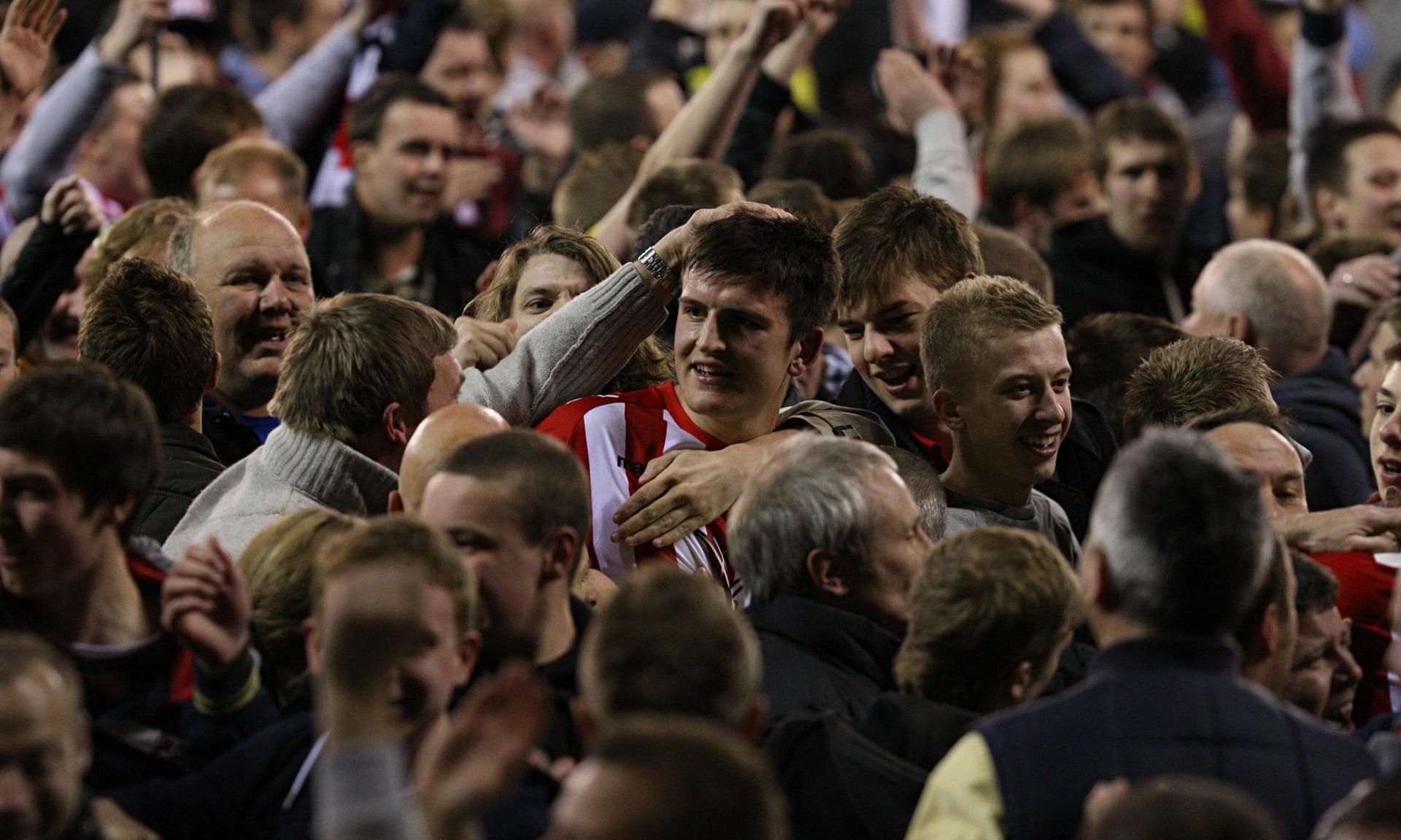 我们将围绕 我们将围绕