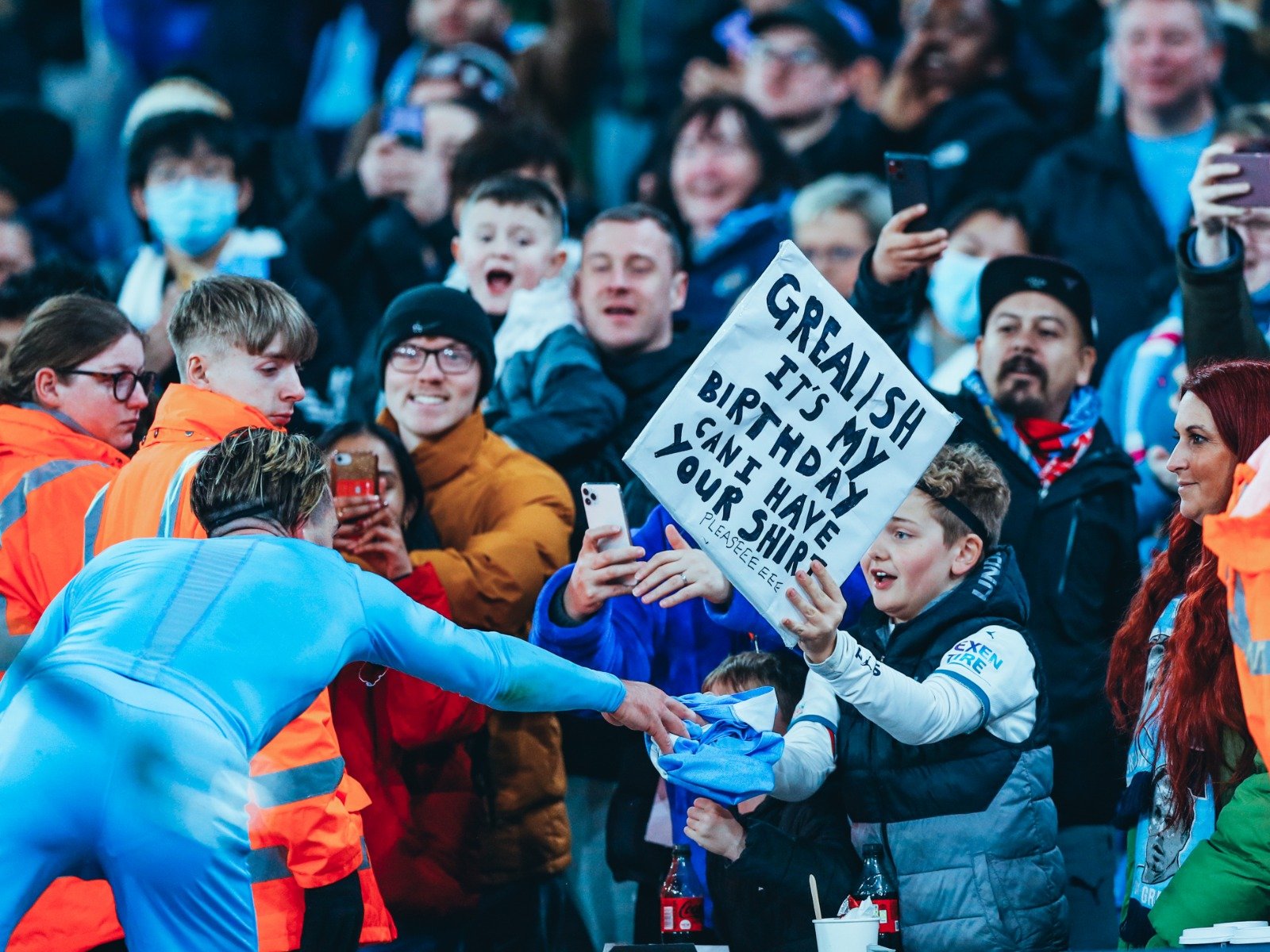 更是对现代 更是对现代